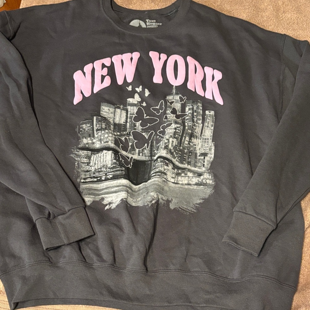 New York Graphic Women's Sweatshirt - Black and Pink